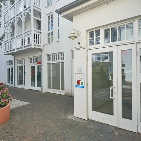 Attraktive Fuer Vier Mit Balkon In Apartamento Sellin (Rugen)